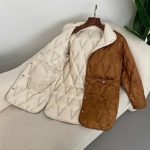 Femmes respirant automne hiver mi-long blanc clair duvet de canard manteaux col montant réversible bouffant veste ample Style décontracté - Product Image 5