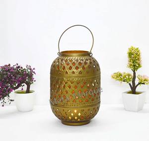 Caliente nueva llegada patrón de flores en relieve linterna colgante marroquí T-Light terrario votivo lujo hogar decorativo linterna - Product Image 5