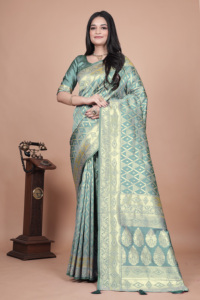 Saree en soie Banarasi élégant avec des motifs traditionnels de tissage Zari en argent riche Bordure de contraste Vêtements de fête - Product Image 3
