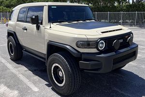 Toyota FJ Cruiser Trail Teams Édition Spéciale 2010 d'occasion (conduite à gauche/droite) - Product Image 4