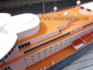 COLOR MAGIC 180CM Modèle Oceanliner en bois de haute qualité fabriqué au Vietnam peint avec technique - Product Image 4