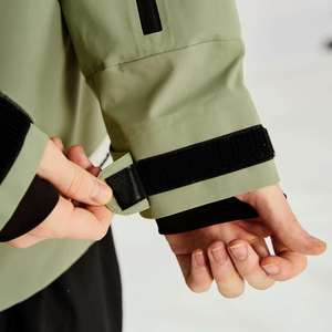 เสื้อกันฝนแบบใหม่ ผ้าสามชั้น ระบายอากาศได้ดี เป็นมิตรกับสิ่งแวดล้อม กันน้ำ สำหรับปีนเขา - Product Image 6