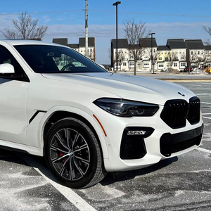 2021 X6 xDrive40i Turbo de 6 Cilindros con Tracción en las Cuatro Ruedas, Paquetes M Sport y Premium, Interior Rojo Tacora - Product Image 1