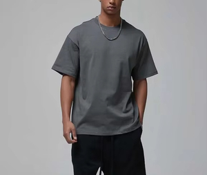 Nouvelle mode de 2025 à manches courtes couleur unie à vendre fabriqué en usine respirant meilleur été Logo personnalisé t-shirt pour hommes - Product Image 2