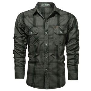 Camisa de franela a cuadros azul oscuro para capas en clima frío con dos bolsillos en el pecho y camisa protectora para trabajo físico - Product Image 6