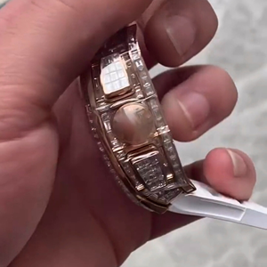 Buena calidad personalizado Baguette corte Moissanite diamante reloj incoloro estilo Hip Hop diamante joyería fina reloj - Product Image 5