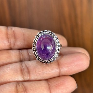 Bague en améthyste facettée de style bohème, faite à la main, en forme ovale, plaquée or rose 925, bijoux tendance pour femmes, vente en gros - Product Image 1