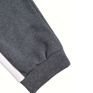 Conjunto Deportivo de Invierno para Hombre con Capucha y Logotipo Personalizado, Pantalones Jogger de Corte Regular, 100% Algodón - Product Image 5