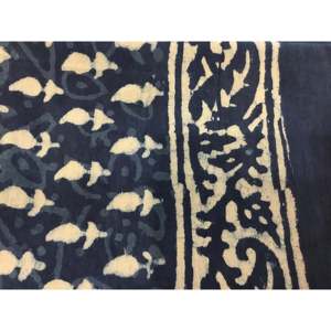 Paréo en voile de coton imprimé à la main Indigo Flowerbud, motif floral élégant, idéal comme couverture de maillot de bain - Product Image 1