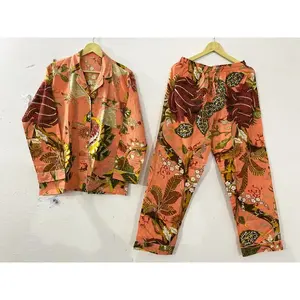 Ensemble de pyjama en jersey de coton imprimé pour femmes, vêtements de maison ODM, logo personnalisé, taille élastique, fermeture à boutons, grande taille, respirant, manches longues - Product Image 3