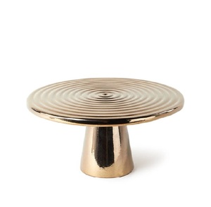 Superficie de metal martillado Acabado dorado Soporte de pastel Soporte de exhibición de pastel de boda de hierro para el hogar Cocina Metal Cake Sarver Diseño moderno - Product Image 5