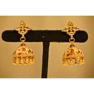 Bijoux Ishwar Art, Jhumkis classiques en or, élégantes boucles d'oreilles pendantes du Rajasthan pour femmes - Product Image 1