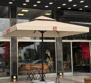 Sombrilla Dorada 600*600/8 Magnum Telescópica Cuadrada con Poste de Aluminio, Tela Acrílica y Base de Mármol para Exteriores, Hoteles y Patios Comerciales - Product Image 3