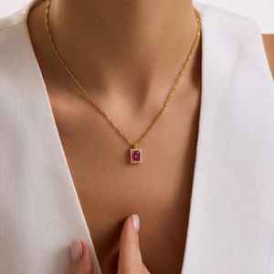 Collier personnalisé délicat avec pendentif rectangulaire en rubis baguette, en argent sterling 925 plaqué or 14 carats, cadeau - Product Image 6