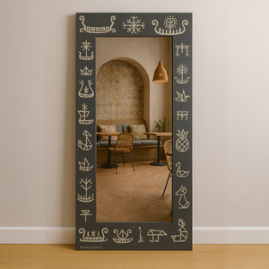 Miroir sur pied de qualité supérieure avec des sculptures décoratives en bois massif pour le mobilier de la maison, la chambre à coucher et le salon - Product Image 1