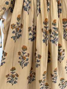 Vestido Maxi Indio con Cuello en V y Mangas Acampanadas, Bordado con Ojales, 100% Algodón, Ecológico, Antiarrugas - Product Image 2