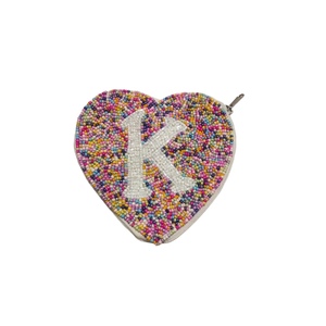 Bolso de mano indio con cuentas de último diseño 2024 para mujer, monedero con cierre abierto y decoración de lentejuelas, precio al por mayor de La India - Product Image 1