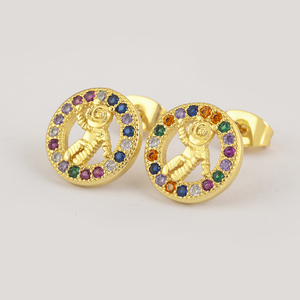 Pendientes de Aro de Cobre de <span class=keywords><strong>Dos</strong></span> Tonos con Circonitas Cúbicas de Colores, Diseño Nuevo, Estilo Occidental, Elegantes, <span class=keywords><strong>para</strong></span> Bodas, Joyería <span class=keywords><strong>para</strong></span> Mujer, Venta al por Mayor QIKU - Product Image 4