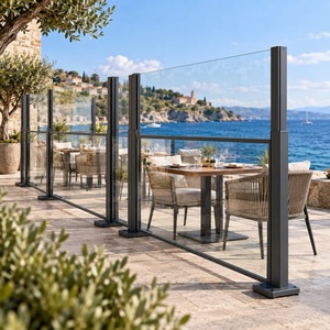 Écran pare-vent coulissant rétractable WISE COMPANY pour extérieur avec verre trempé et cadre en aluminium thermolaqué - Conception écologique - Product Image 1
