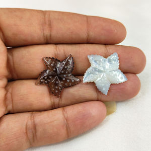 Perles de sculpture sur pierre précieuse étoile de mer semi-précieuse naturelle Quartz fumé et MOP perles sculptées pour la fabrication d'accessoires de bijoux - Product Image 1