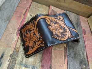 Cartera de Cuero Genuino 100% Hecha a Mano, Diseño Geométrico Triple, Bloqueo RFID, Estilo Vintage de Lujo, Impermeable, Unisex, Corta, con Estampado Floral - Product Image 5