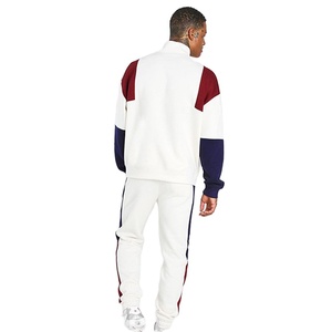 ชุดวอร์มผู้ชายแฟชั่นคุณภาพสูงสั่งทำใหม่ขายส่งผ้าคอตตอนหนา 100% มีฮู้ดพร้อมโลโก้แบบกำหนดเองและดีไซน์แผงตกแต่ง - Product Image 3