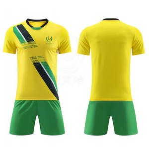 Traje de fútbol elástico para un rendimiento y estilo Kit de fútbol de colores llamativos diseñado para la máxima comodidad - Product Image 1