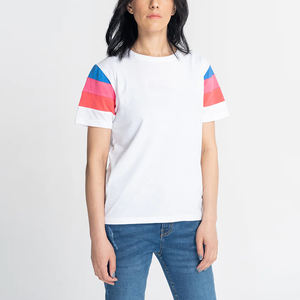 Camiseta de alta calidad con cuello redondo personalizada para mujer, camisetas de talla grande con logotipo estampado personalizado para mujer - Product Image 1