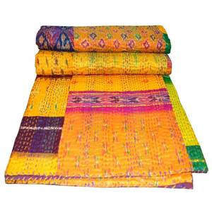Couvre-lit traditionnel indien en soie Kantha, motif floral, patchwork, couvre-lit en microfibre, édredon King size, lot de 5 pièces en gros - Product Image 4