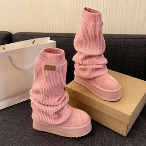 Nuevas botas de nieve de diseñador para mujer, zapatos gruesos de color rosa, calcetines largos cómodos y cálidos para mujer y tendencia de moda de algodón, Damenschuhe - Product Image 2