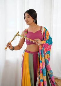 LANCEMENT DU NOUVEAU FESTIVE WEAR LEHENGA CHOLI AVEC TISSU DUPATTA RAYON LOURDE AVEC FIL GAMTHI TRAVAIL AVEC VRAI MIROIR - Product Image 3