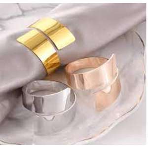 Porte-serviettes élégants en métal finition dorée de qualité supérieure pour les décorations de dîner de mariage d'anniversaire avec un charme élégant - Product Image 3