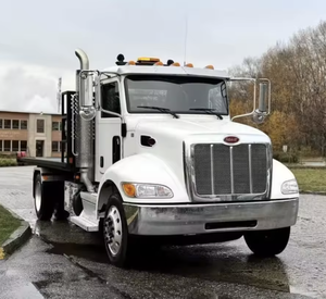 ดีที่สุด!! ราคาขายส่ง รถบรรทุก Peterbilt 330 มือสอง ปี 2020 แบบพื้นเรียบ 16 ฟุต พร้อมระบบ Roll-Off Hook Truck พวงมาลัยซ้าย/ขวา ไมล์น้อย จัดส่งทั่วโลก - Product Image 1