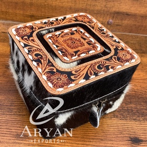 Organisateur de bijoux de luxe portable en cuir usiné à la main étui à bijoux de voyage en cuir de vachette de haute qualité anneau boucle d'oreille boîte à bijoux - Product Image 1