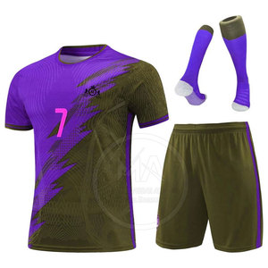 Kit d'uniforme de football personnalisé dernière conception kit d'uniforme de football OEM Service Training Wear Kit d'uniforme de football - Product Image 1