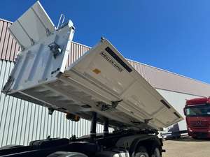 Camión Pesado Mercedes-Benz AROCS 3248 8x4 Euro5 Diésel 2021, Transmisión Automática, Volante a la Izquierda, 31-40T, Cámara 360, en Venta - Product Image 6