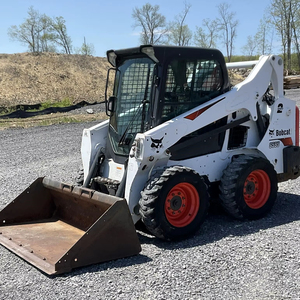 2019 pour chargeuse compacte Bobcat S595 avec composants du noyau du moteur Perkins, y compris la boîte de vitesses de la pompe à roulement du moteur - Product Image 1