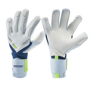 Guantes de portero medianos personalizados Diseña tus guantes de portero Guantes de portero de buena calidad - Product Image 1