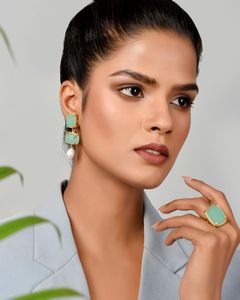 Bague en laiton plaqué or avec pierre unique Aqua Calcédoine Forme carrée Fait à la main Déclaration Lunette Anneaux de réglage - Product Image 3