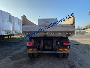 Camion lourd MAN TGA 33.480 6x6 Diesel d'occasion, année 2007, conduite à gauche, benne basculante, norme Euro 4, poids total autorisé 10-15T, puissance 451-500 ch, 6 cylindres, pour l'exploitation minière. - Product Image 4