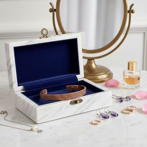 Bracelet ouvert de haute qualité pour femmes, en laiton plaqué argent, avec gravure de texte personnalisée, bijoux cadeau pour la vente en gros - Product Image 6