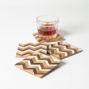 Posavasos clásicos de madera artística Meena intrincados patrones tradicionales hechos a mano resistentes al calor respetuosos con el medio ambiente duradero café té - Product Image 1