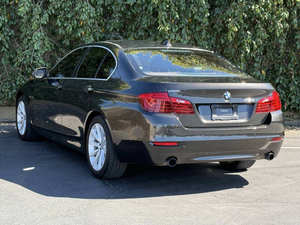 BMW Serie 5 535i 2014, Sedán 4 Puertas, Tracción en las Cuatro Ruedas, Transmisión Manual/Automática, Motor 4L, Interior de Cuero Oscuro, Cámara Trasera, Techo Corredizo, Faros LED - Product Image 3