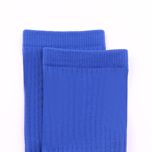 Chaussettes de sport à compression personnalisées Chaussettes de sport antidérapantes pour le football, le basket-ball et la course à pied - Product Image 3
