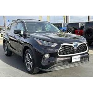 2020 pour Toyota Highlander avec Smooth Ride Sièges en cuir à grand prix Direction gauche-Utilisé - Product Image 2