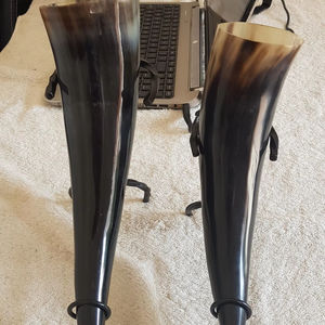 Cuerno de búfalo hecho a mano de primera calidad, jarra para beber de estilo vikingo religioso ecológico, acabado Natural para coleccionistas, bares y regalos - Product Image 1