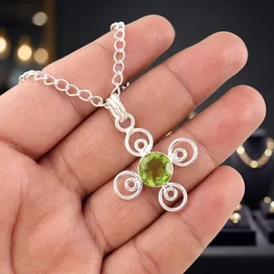 Nuevo Lanzamiento 2026: Exquisito Colgante de Peridoto Natural con Forma Delicada de Niharika Gems, Plata de Ley 925 Certificada, Lujoso y Moderno - Product Image 4