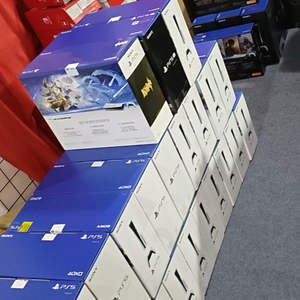 PRIX D'USINE Jeux vidéo de marque originale, machine de jeu de haute qualité, PS Five Slim version chinoise/japonaise pour PS5 - Product Image 2