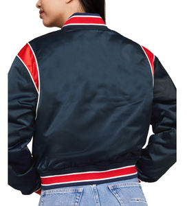 Bombardero de satén de alta calidad para mujer, chaqueta universitaria deportiva, chaqueta universitaria con botones delanteros de tela de satén recortada, chaqueta universitaria con letras bordadas - Product Image 4