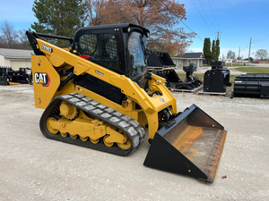 รถตักล้อยาง CAT 289D3 สภาพดีเยี่ยม พร้อมใช้งาน - Product Image 1